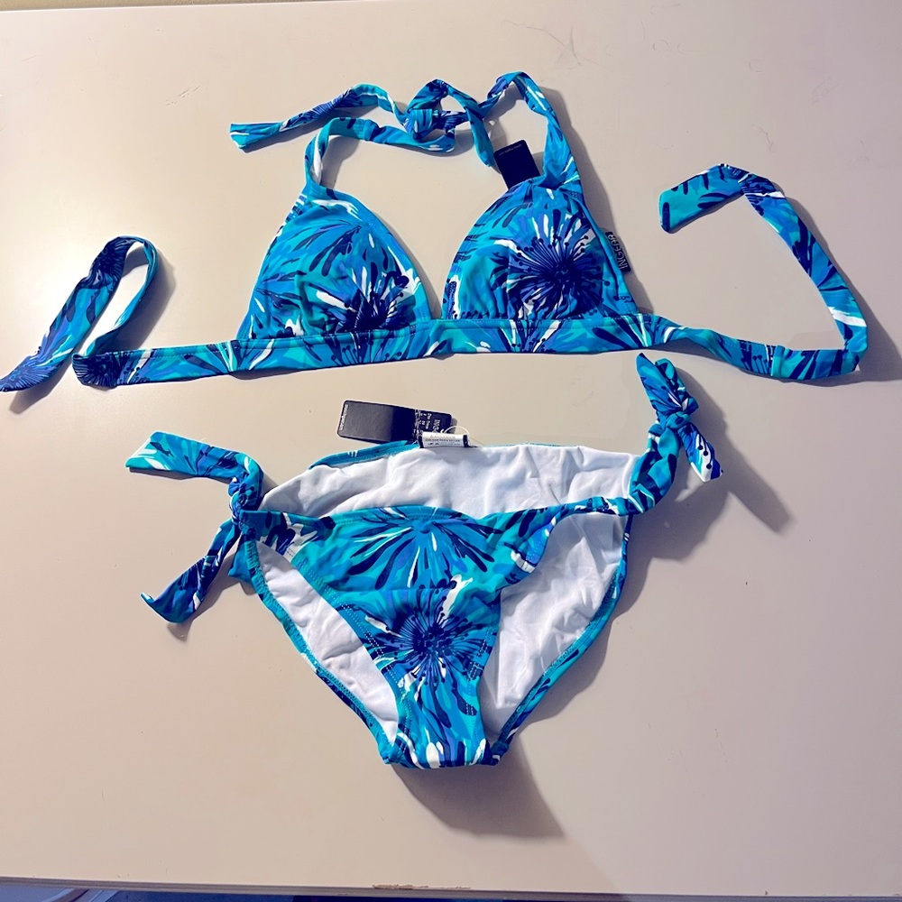 Brand new womens blue patterned bikini